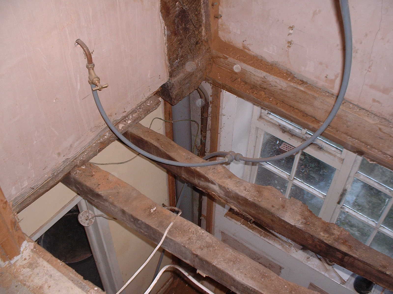 Renovation rafters wooden beams